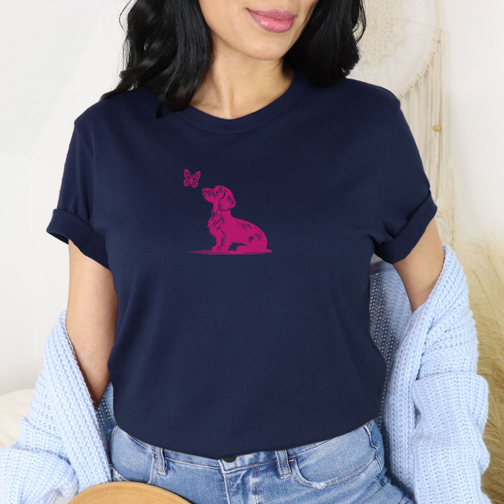 Dackel mit Schmetterling (Rauhaar) pink - Bio Unisex T-Shirt